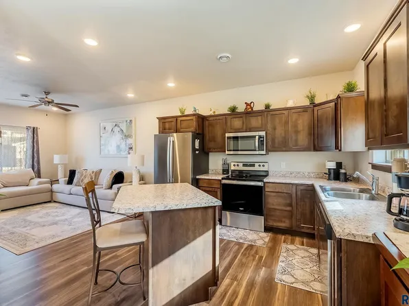 3509 E Siasconset Pl, Sioux Falls, SD 57108