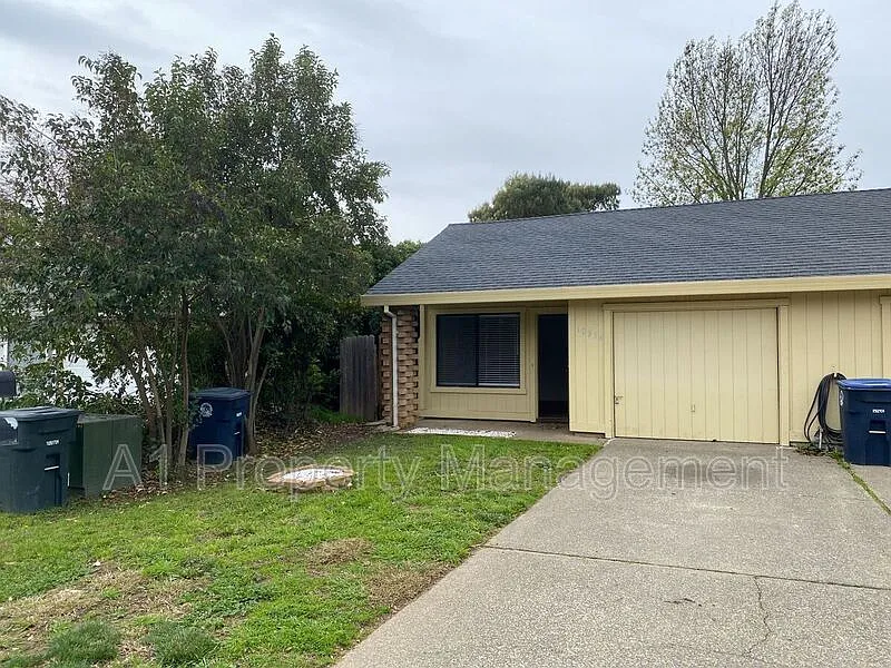 10954 Hirschfeld Way photo 1