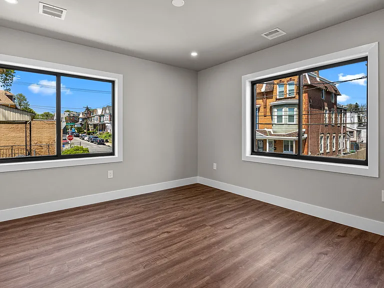 77 E Pastorius St #4 — Photo 12
