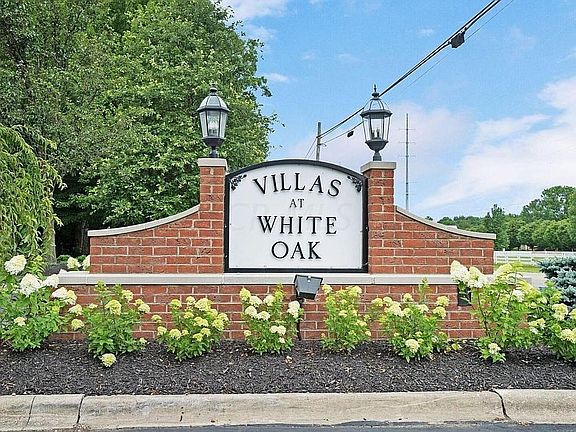 2nd image of 1351 White Oak Ln