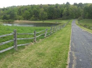 College Hill Rd, Woodstock, VT 05091