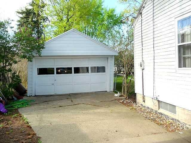 2nd image of 1225 7th St