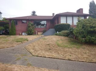 8462 41st Ave SW, Seattle, WA 98136