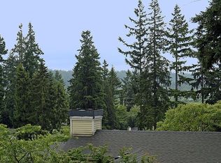 9009 Avondale Rd NE APT J220, Redmond, WA 98052