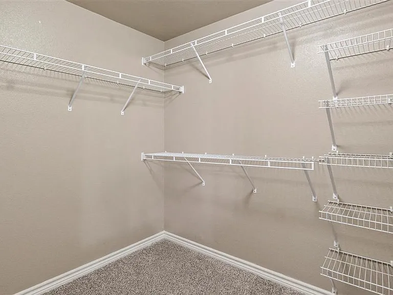 Creed Canyon Apartments — Photo 53