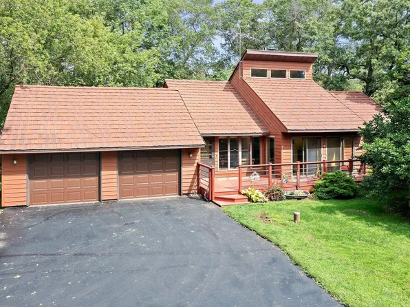 1261 45th Ave, Amery, WI 54001