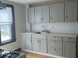 967-969 Robeson St #3, Fall River, MA 02720