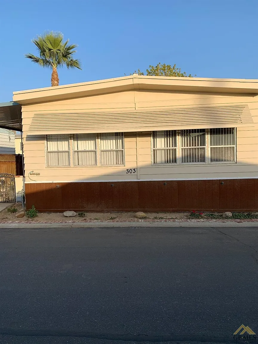 303 Florence Ln photo 1