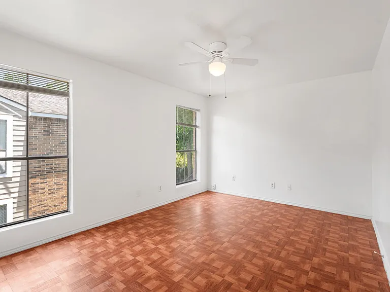 7200 T C Jester Blvd #2604 — Photo 9