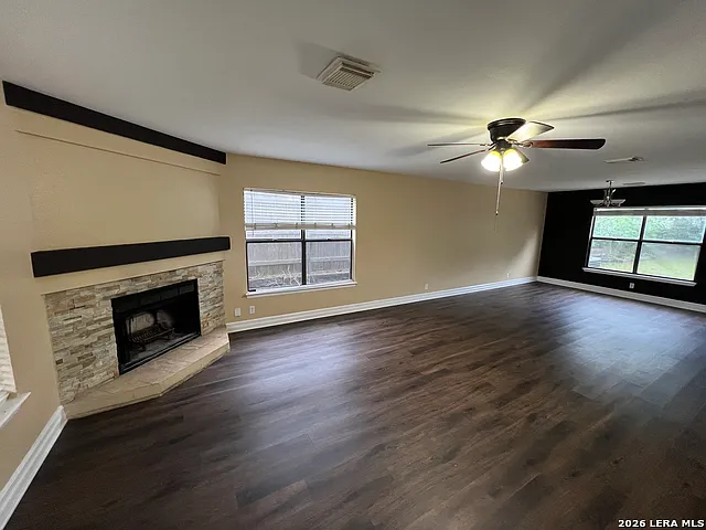 1115 Arrowhead Trl — Photo 2