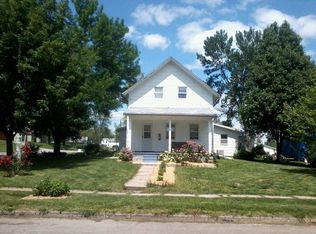 1101 E 2nd St, Maryville, MO 64468
