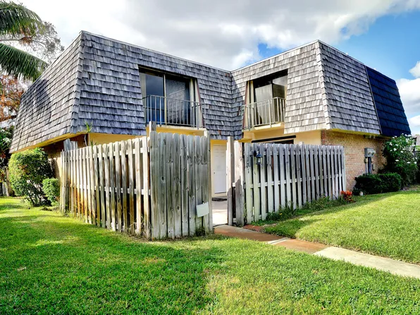 171 Woodland Road, Palm Springs, FL 33461