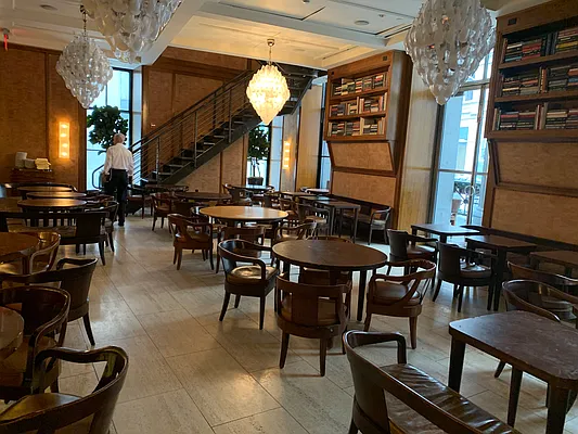 Rented by Zhi Pei, LREB | media 12