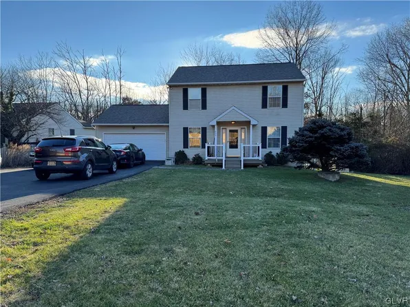 633 S 9th St, Perkasie, PA 18944