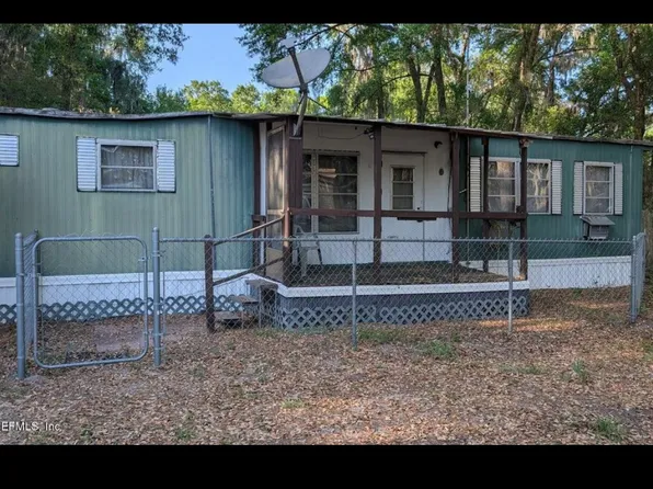 108 Brook St, Pomona Park, FL 32181