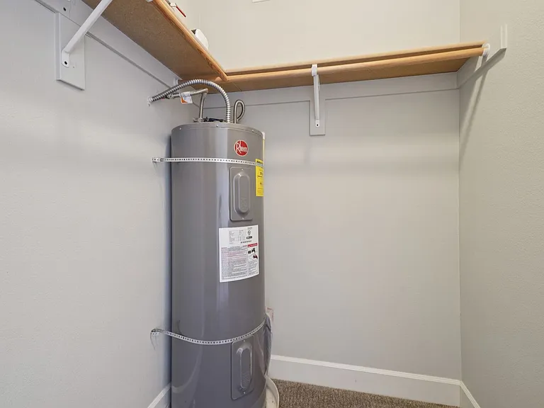 Aspen Grove Apartments — Photo 69