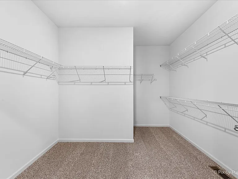 301 Westminster Ct — Photo 22