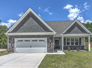 860 Heart Wood Loop NE, Leland, NC 28451