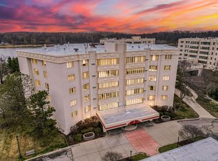 43100 Twelve Oaks Crescent Dr APT 4022, Novi, MI 48377