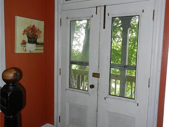 5th image of 58 Douglas St