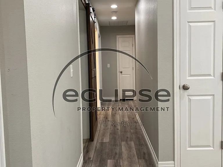 5203 County Road 9 S — Photo 15