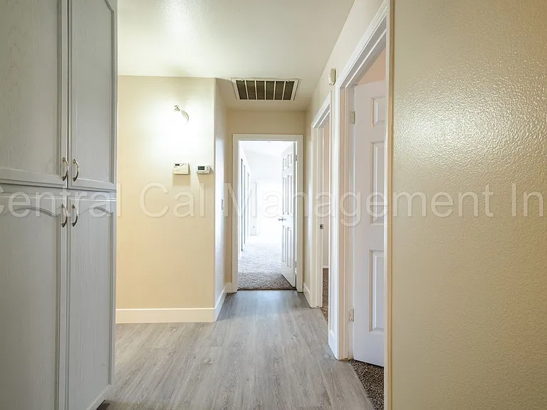 6101 Aruba Ct — Photo 16