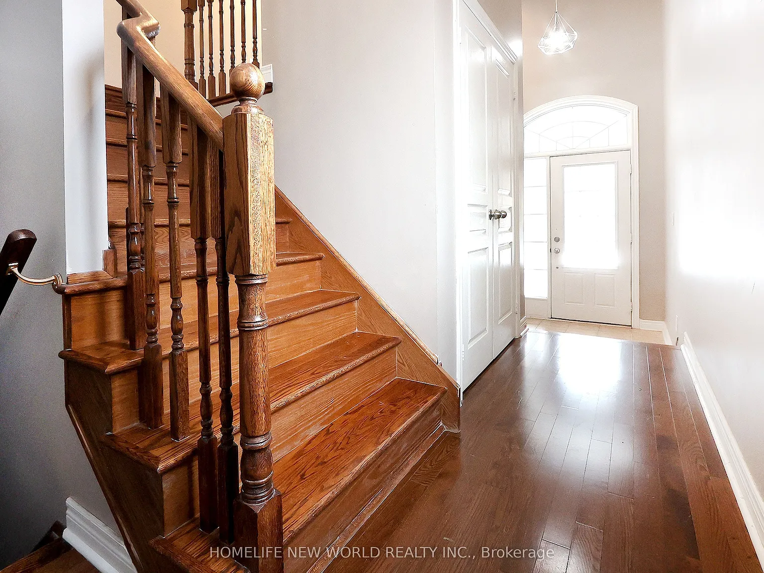 1 bed, $1,050 — Photo 3