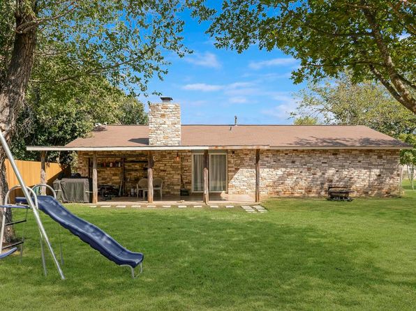 108 EDGEWOOD DR, Comfort, TX 78013