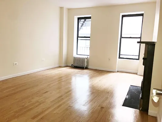 Rented by Town Residential | media 14