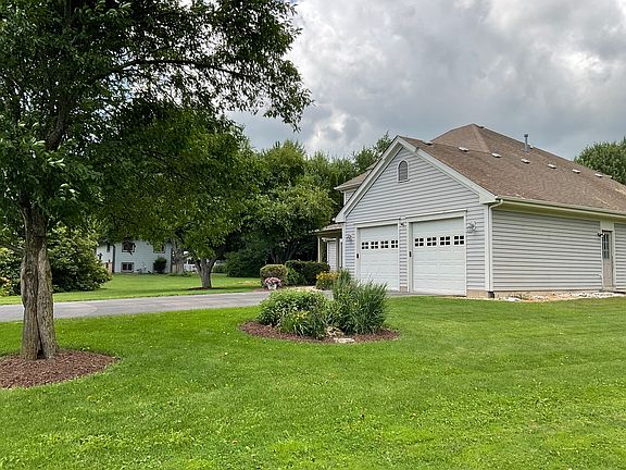 3rd image of 41W610 Silvana Dr