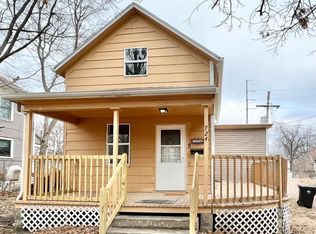 724 SW Clay St, Topeka, KS 66606