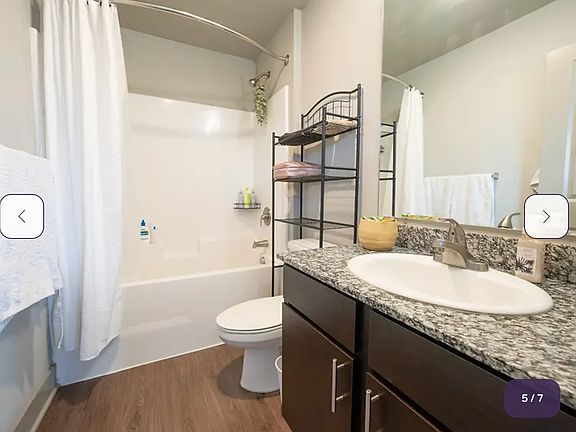 5th image of 4240 NW Duniway Dr #17