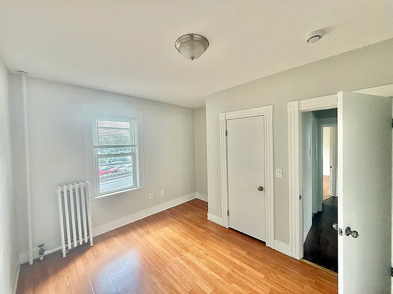 15 Gladstone St #3 — Photo 15
