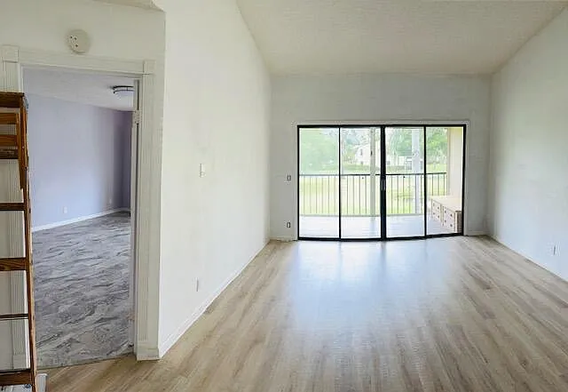 3386 Lucerne Park Dr — Photo 4