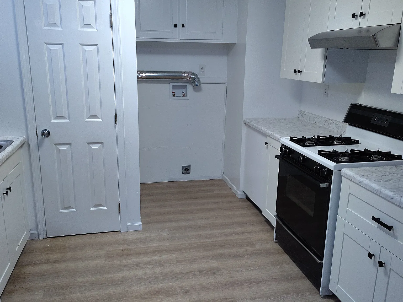 2713 Springwood Dr — Photo 4