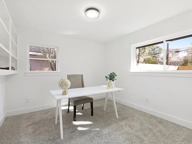 9603 Emnora Ln — Photo 14