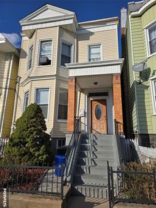 432 65th St, West New York, NJ, 07093