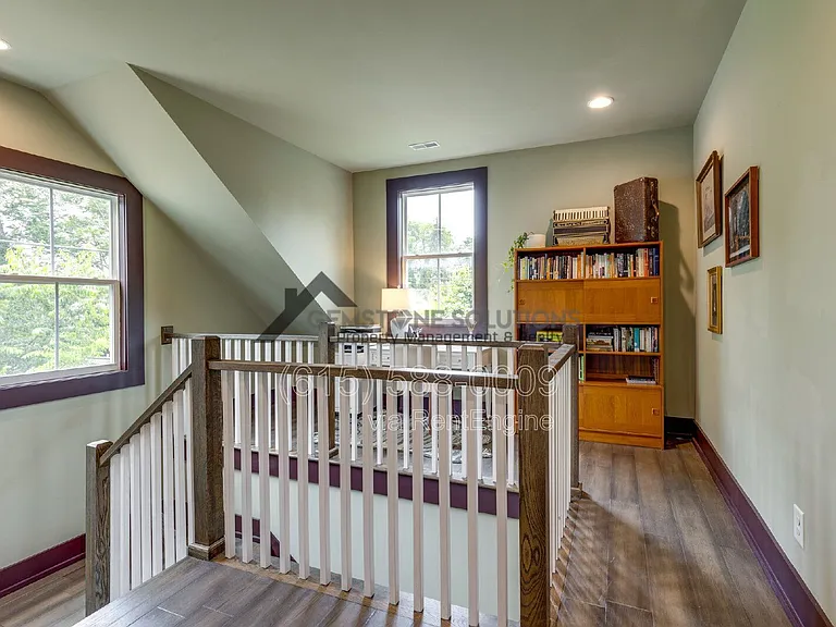 704 W End Cir — Photo 22