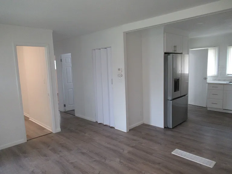 1462 Harvard Dr — Photo 6