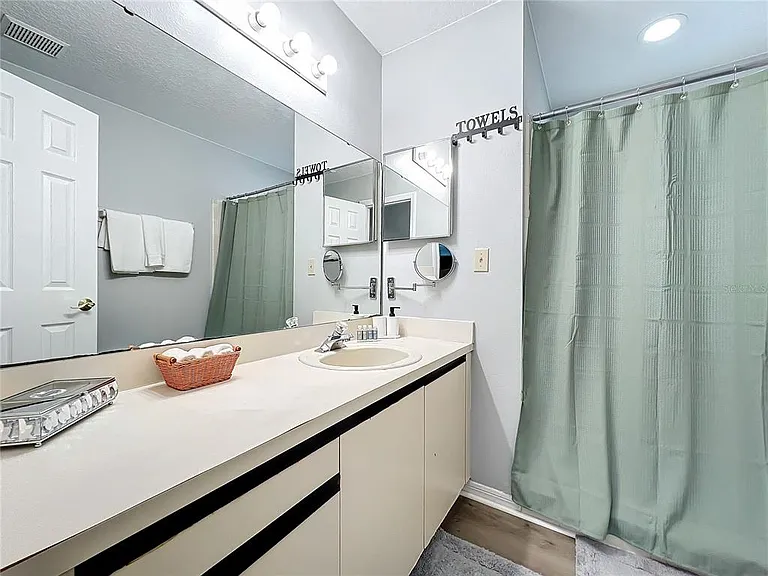 2731 N Poinciana Blvd #114 — Photo 86