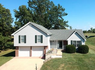 114 S Larand Dr, Holts Summit, MO 65043