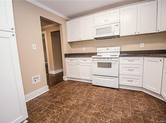 4th image of 729 Park Dr