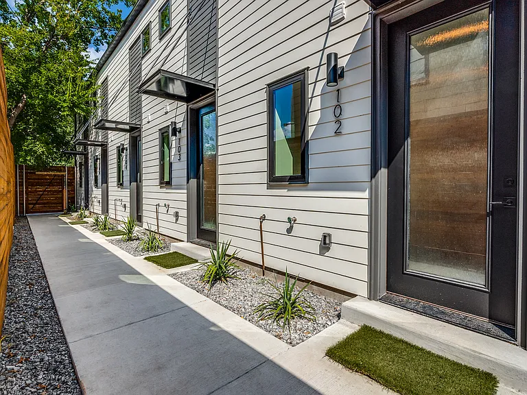 4918 Bryan St #102 — Photo 1