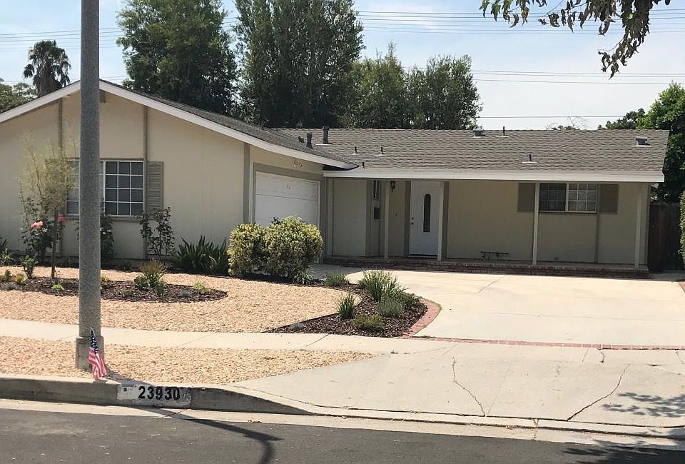 1st image of 23930 Gilmore St