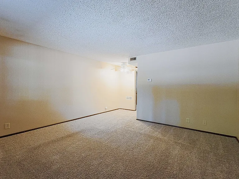 2209 D St — Photo 23