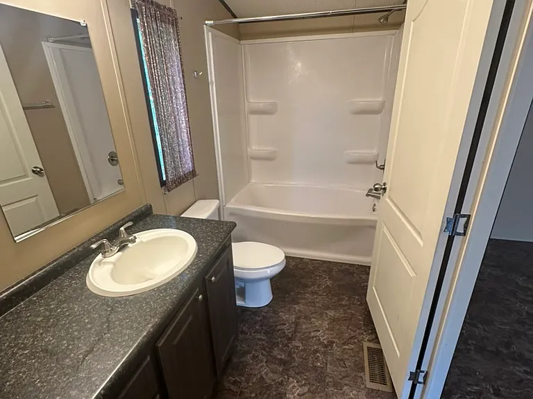 2516 Dana Cir — Photo 5