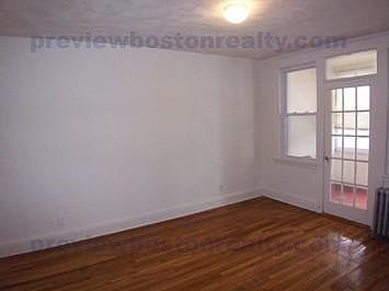 2nd image of 1630 Commonwealth Ave #Sd10