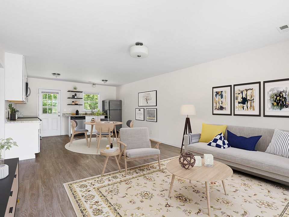 1st image of 689 Turner St APT A