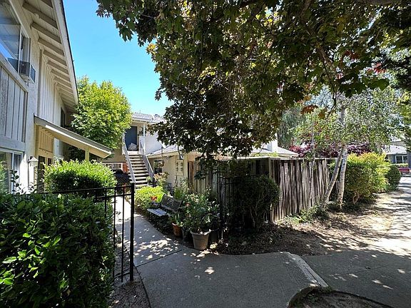 5th image of 1757 De Marietta Ave