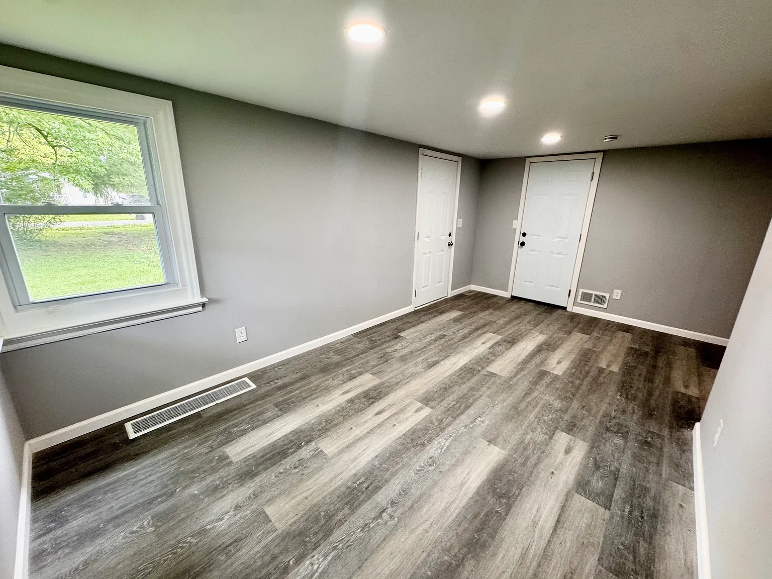 2 bed, 822 sqft, $1,350 — Photo 4